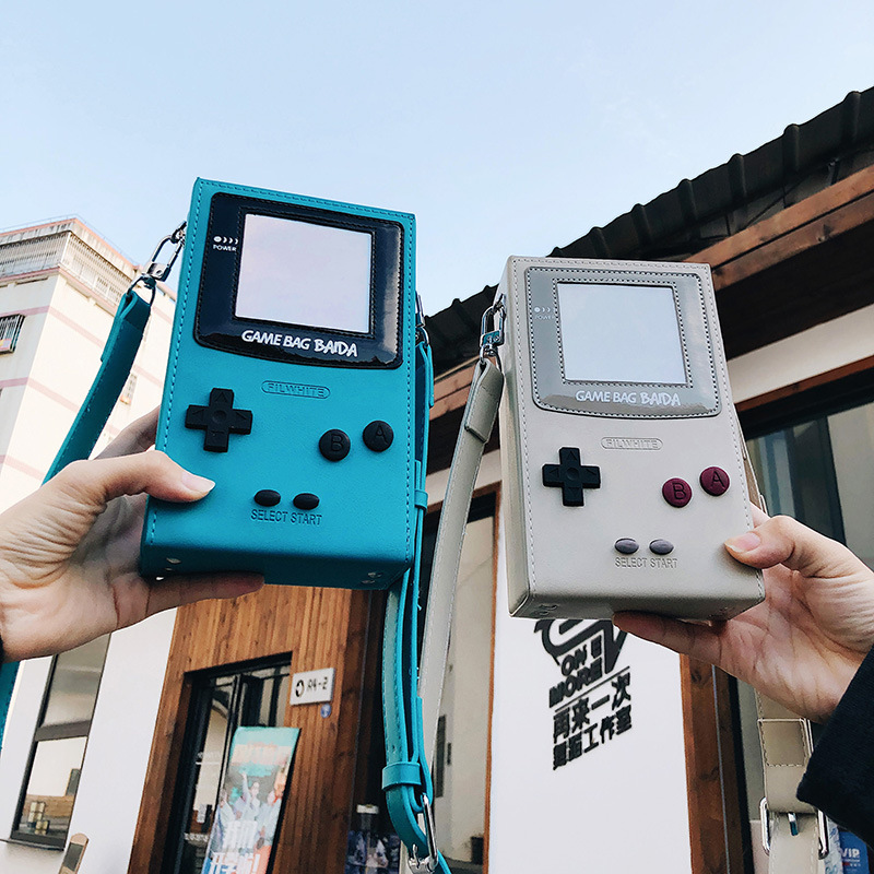 Retro Gaming Phone - 독특한 창의적인 게임 콘솔 모양의 크로스바디